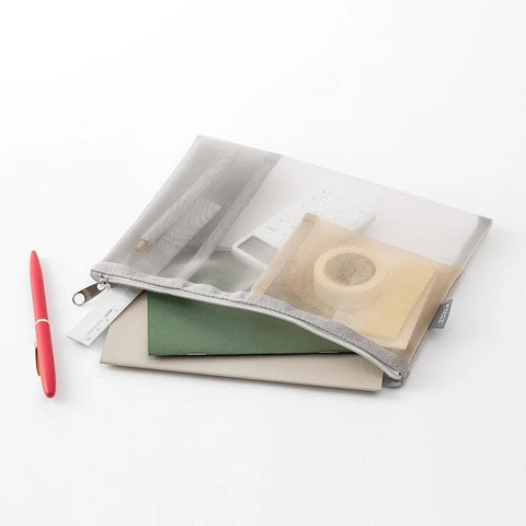 Estuche de malla con bolsillos B6 17x22cm - Midori