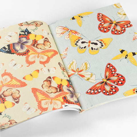 Libro con 12 papeles de regalo - 117 Mariposas japonesas