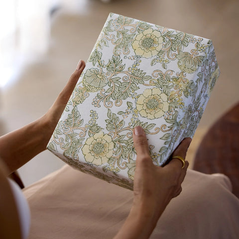 Papel regalo algodón 50x70cm - Wild Rose