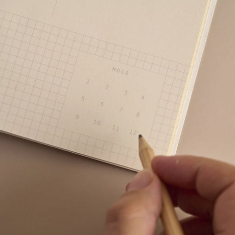 Agenda Mensual sin fechas Season Paper - Jardin
