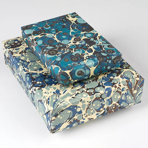 Libro con 12 papeles de regalo - Marbled Designs