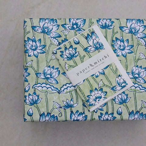 Papel regalo algodón 50x70cm - Lotus Indigo