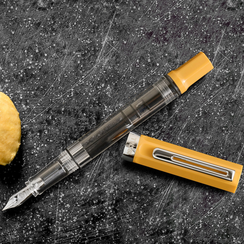 Pluma TWSBI ECO Bahama Yellow