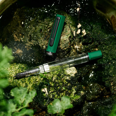 Pluma TWSBI ECO Irish Green Onyx EF